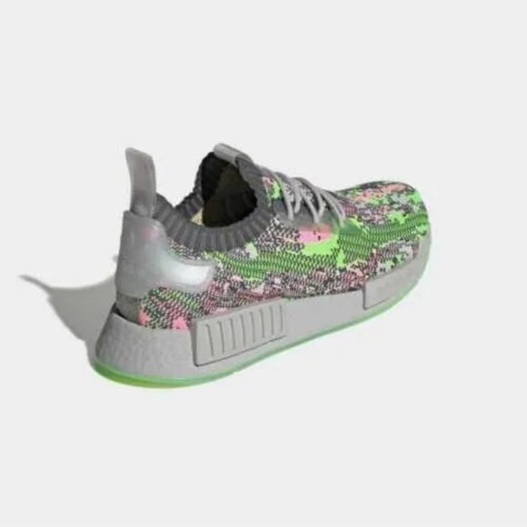 Adidas Originals NMD_R1 Primeknit 'Hyper Pop' G57939 Men's size 10.5UK 11 US NIB - Picture 3 of 7